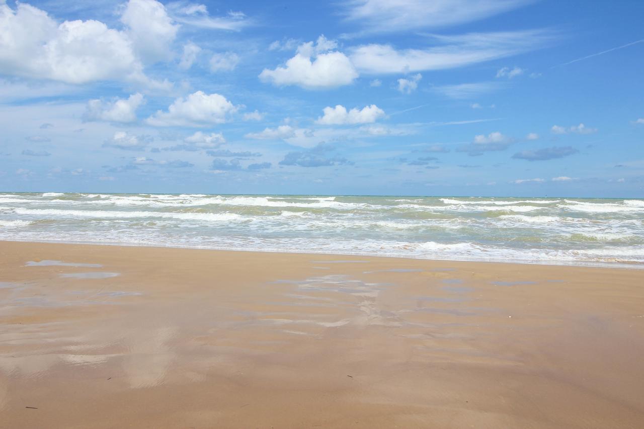 Las Puertas 201 South Padre Island Extérieur photo
